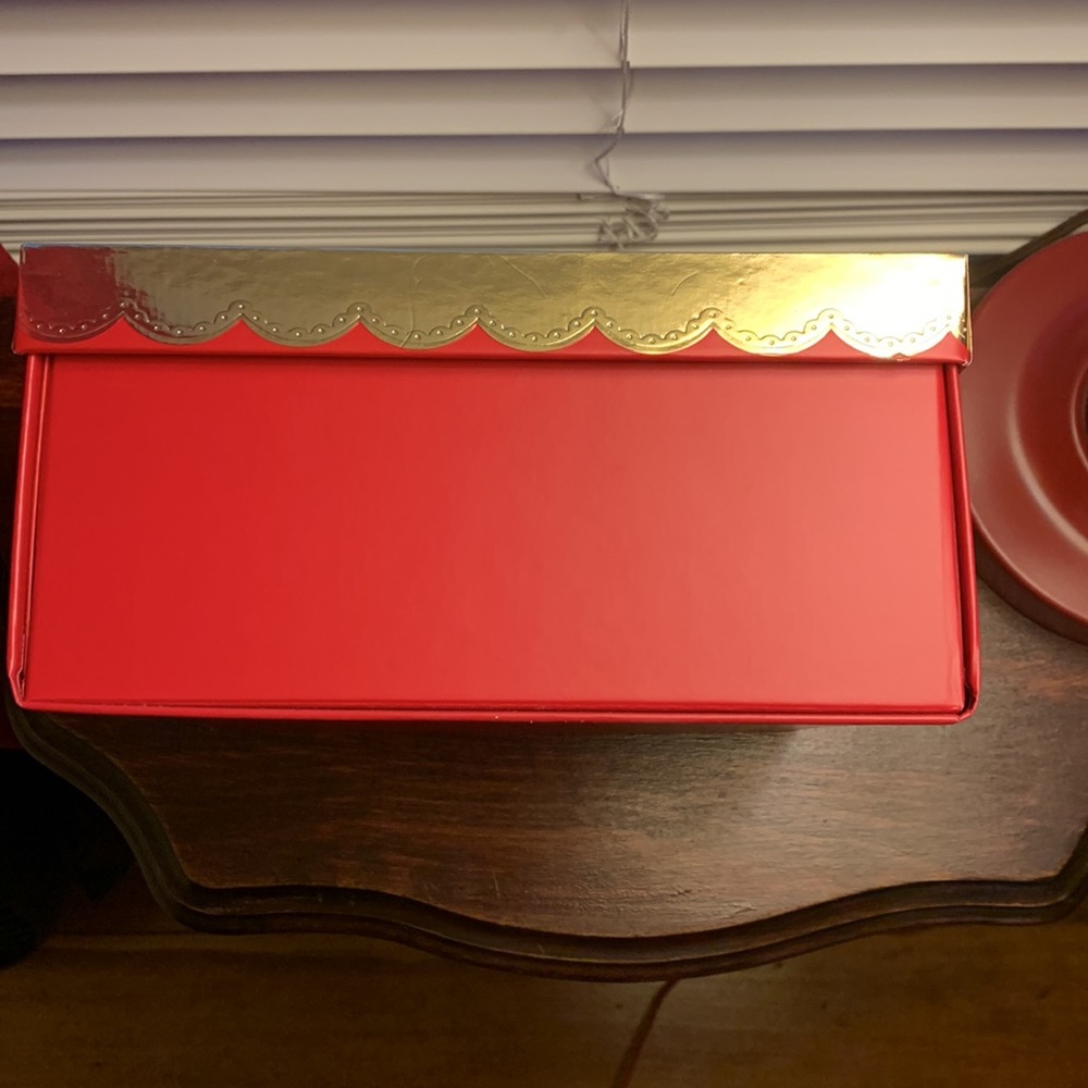 Estée Lauder Red Box - Empty - - Picture 5 of 11